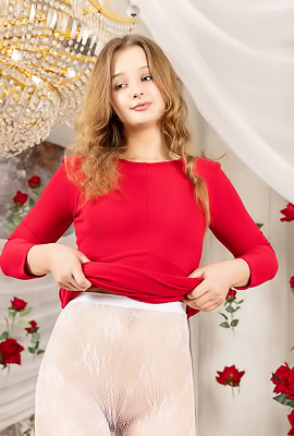 Katrina Lunk Strips The Red Dress Off In A Room Full Of Roses