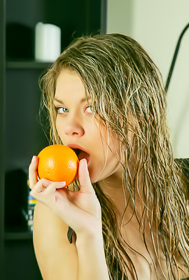 Lisa Entices With Her Alluring Smile And Wet Dream Look As She Undresses