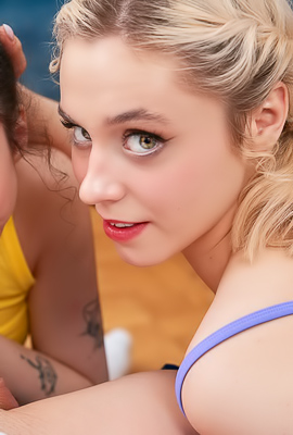 In the spotlight: Mandy Moons seduction game begins